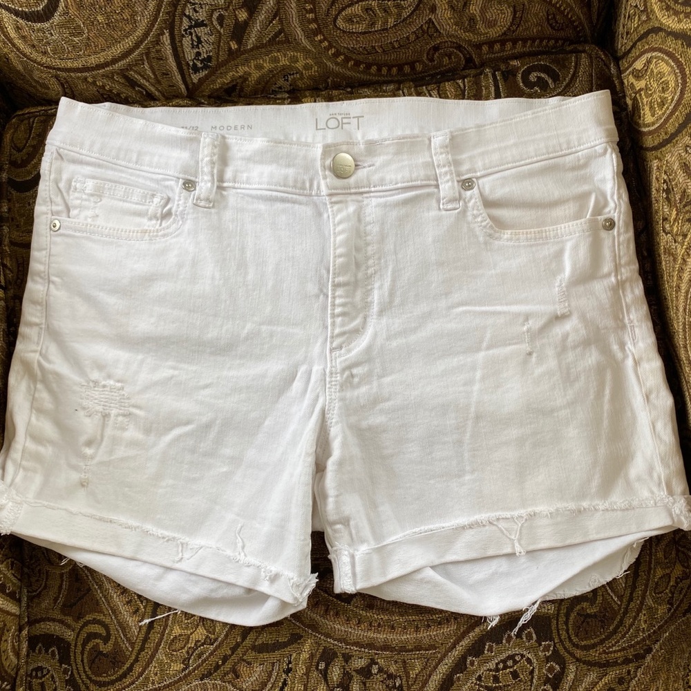 Modern White Loft Shorts